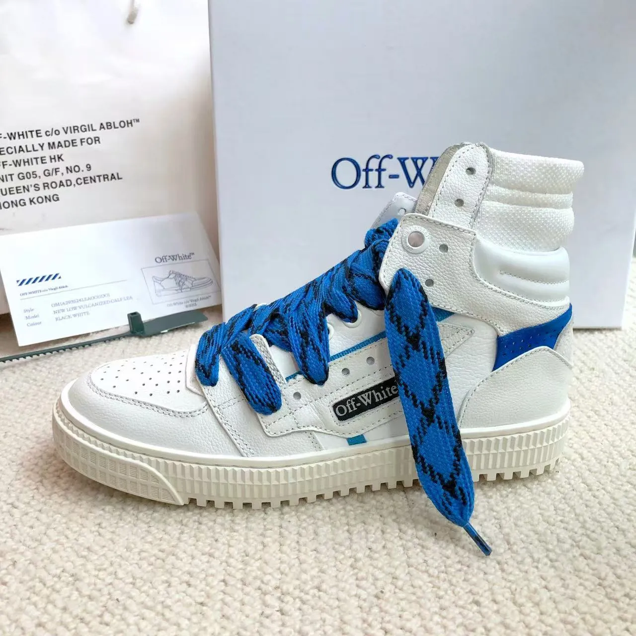 Men's men's shoes P660! 🌈🌈OFF WHITE🌈🌈 ⚡️Couple model⚡️🍓New color🍓 👉Ex-factory price: 130-45 The latest spring model of Gaobang street casual Martin style masterpiece, released the highest quality version on the market 👊 Series original mold opening, original lasting, production technology 1:1 original ➰🔜The best choice for more and more celebrities and Internet celebrities🔸In the classics Changes in the code🔸Innovate in the trend🔸Strive to break away from the shackles of bad street design🔝Although he is not the originator of fashion design, he is definitely a shining dark horse in avant-garde design🐴🆙Do not follow the trend🔅Not universal beauty🔅 Fabric💯First-layer cowhide Lining💯Imported skin-friendly and environmentally friendly polyester mesh Foot pads💯Original molded high-elastic environmentally friendly molding pads Midsole💯Original lasting process Outsole💯Rubber outsole Packaging💯Official website synchronized full set of packaging (brand wrapping paper, brand certificate, brand cloth bag)